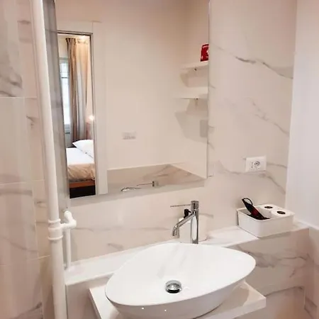 Romantica Lemon In San Giovanni Apartment *