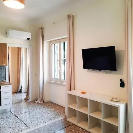 Romantica Lemon In San Giovanni Apartment