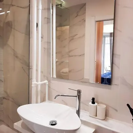 Romantica Lemon In San Giovanni Appartement